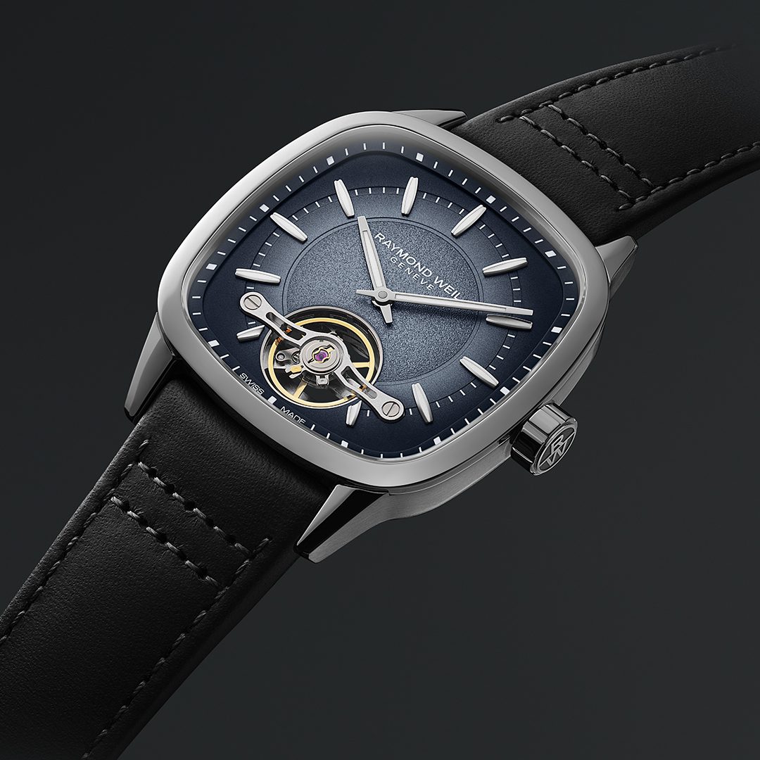 雷蒙威 Freelancer Calibre RW1212 男士自动黑色皮革表带 2790-STC-50051