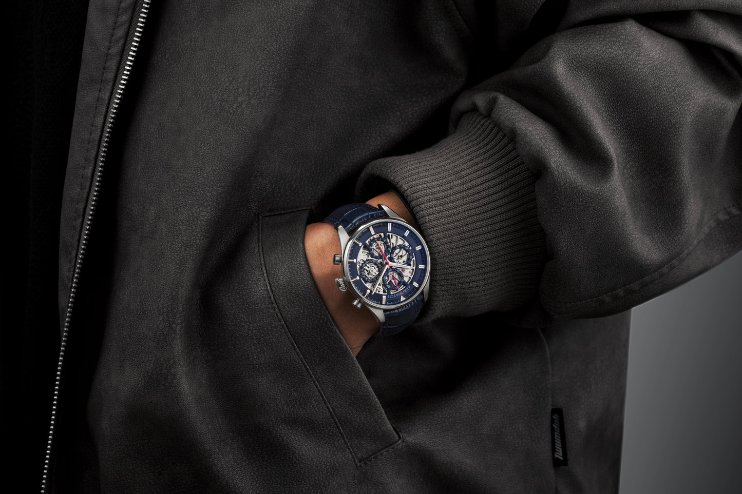 AEROWATCH Les Grandes Classiques A 61989 AA07 1/2 SQ