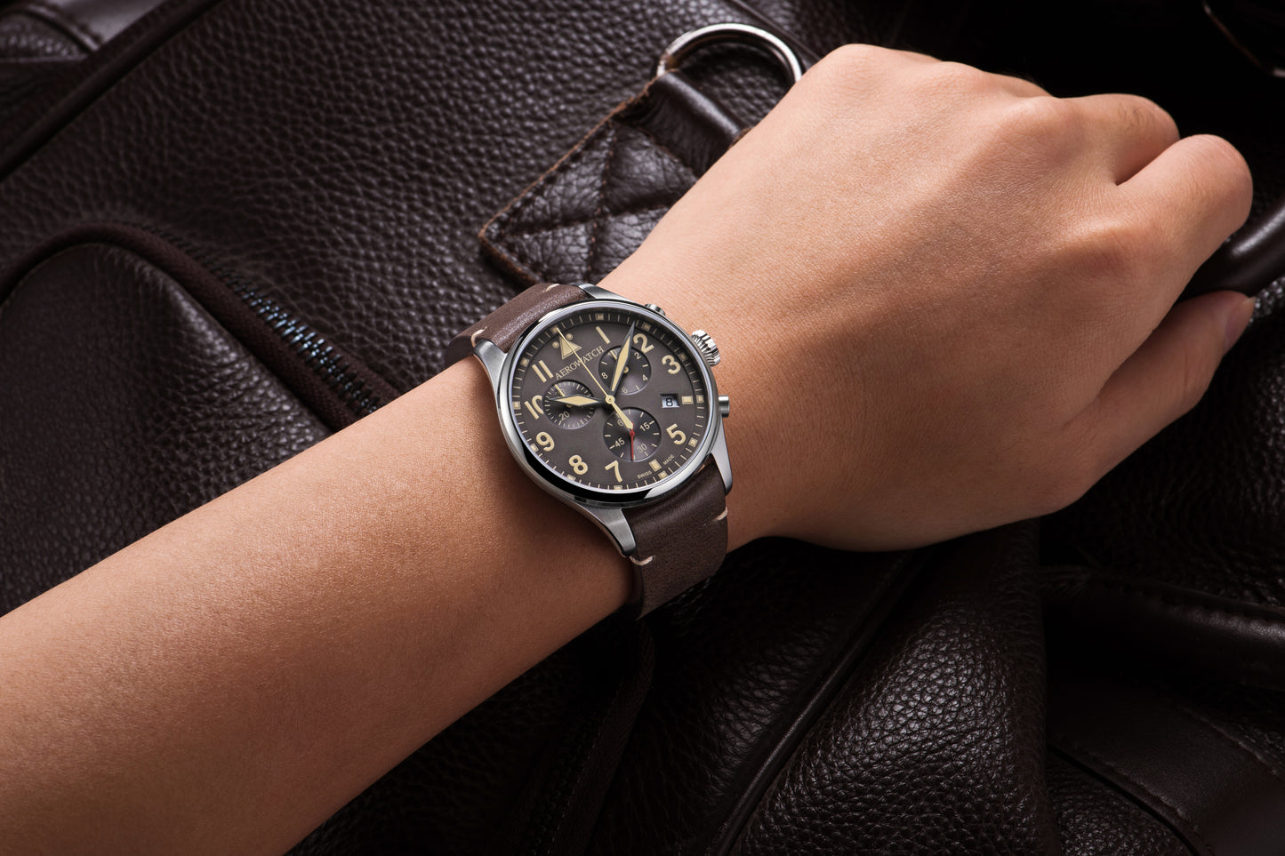 AEROWATCH Les Grandes Classiques A 79990 AA09 M