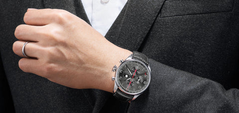 AEROWATCH LES GRANDES CLASSIQUES CHRONO MOON PHASE