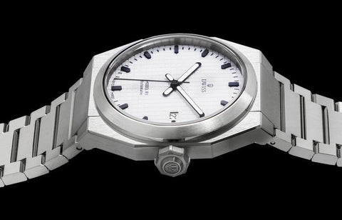 DWISS A1: AWARD-WINNING DESIGN AND SWISS PRECISION