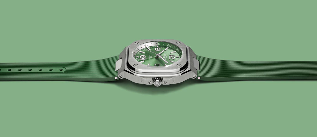 BR-05 GMT GREEN STEEL: BELL & ROSS'S URBAN GMT WATCH