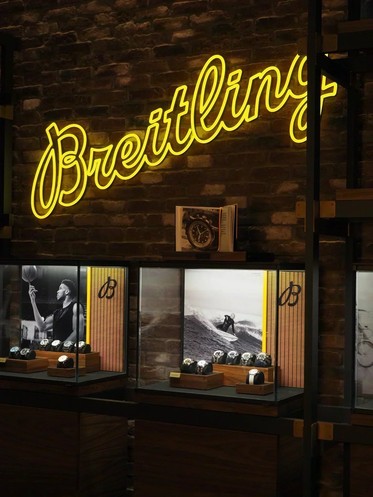 TORONTO BREITLING BOUTIQUE: A HIDDEN GEM?