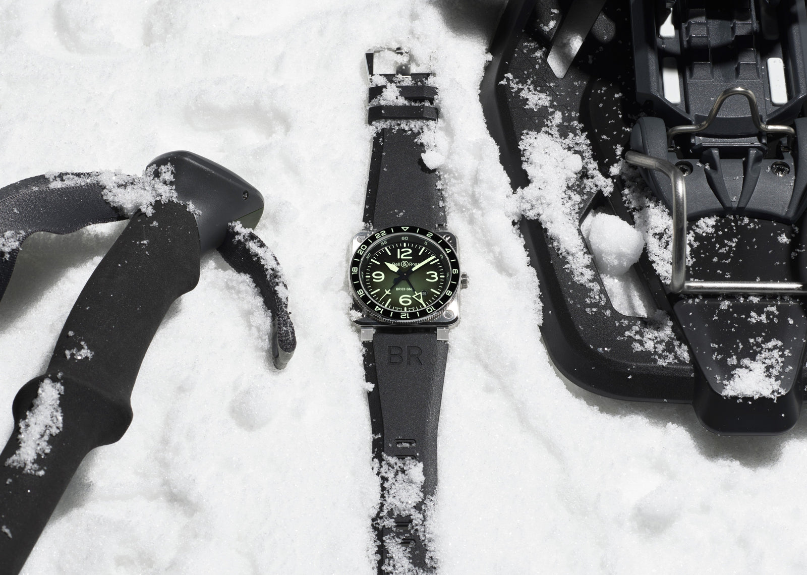 BR-03 GMT GREEN LUM: BELL & ROSS LIGHTS THE WAY FOR MODERN TRAVELERS