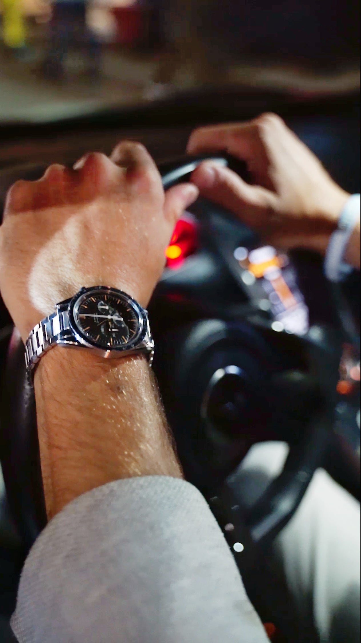 SHOULD YOU PAIR YOUR WATCH WITH YOUR CAR OR TO YOUR CAR?