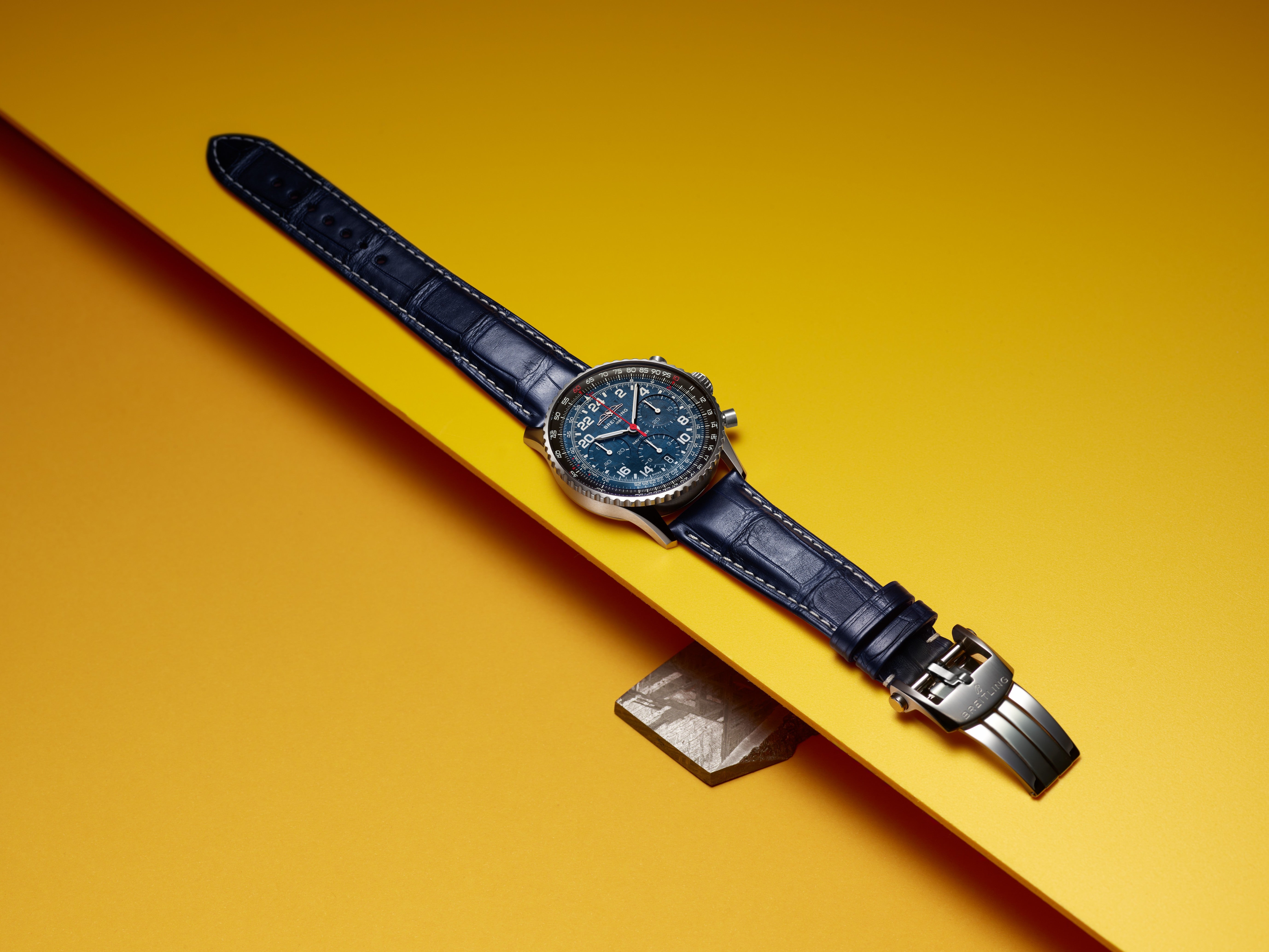 BREITLING NAVITIMER B02 CHRONOGRAPH 41 COSMONAUTE ARTEMIS II: A WATCH BORN FOR SPACE