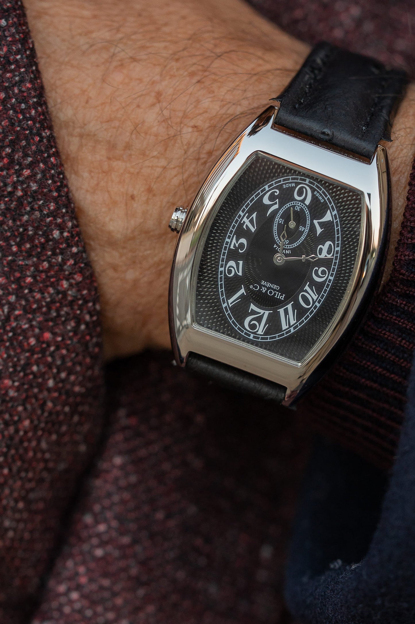Invidia P0022HQS watch