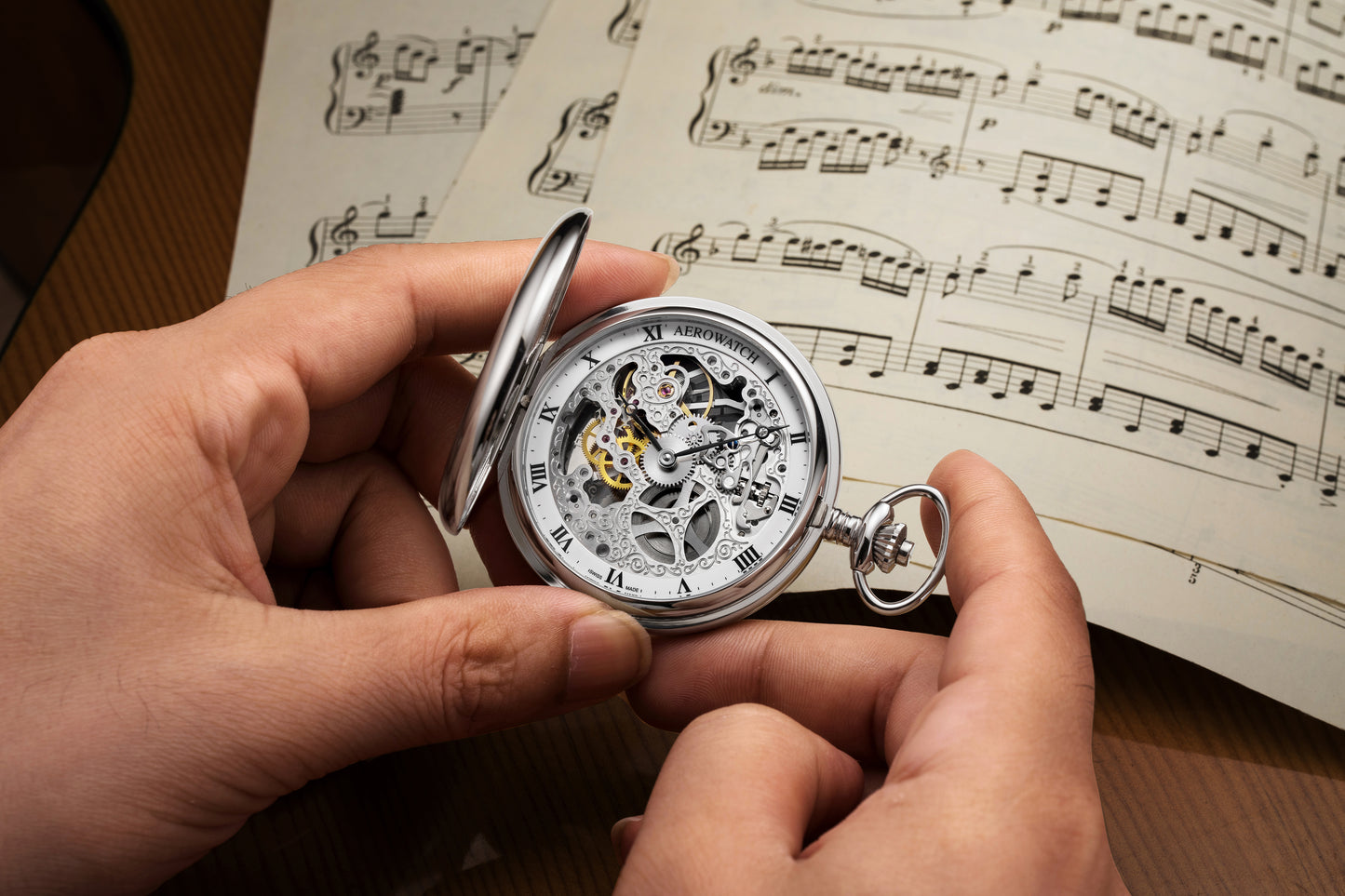 AEROWATCH Savonnettes 57834 AA01