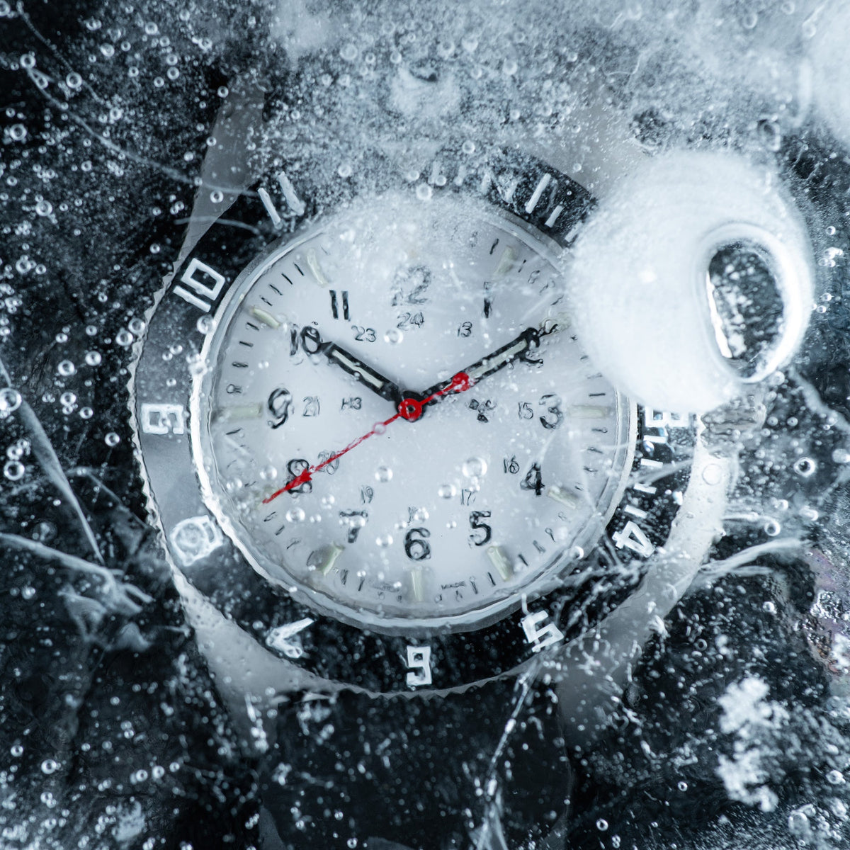 Marathon 41mm Arctic Steel Navigator (SSNAV) on Ballistic Nylon