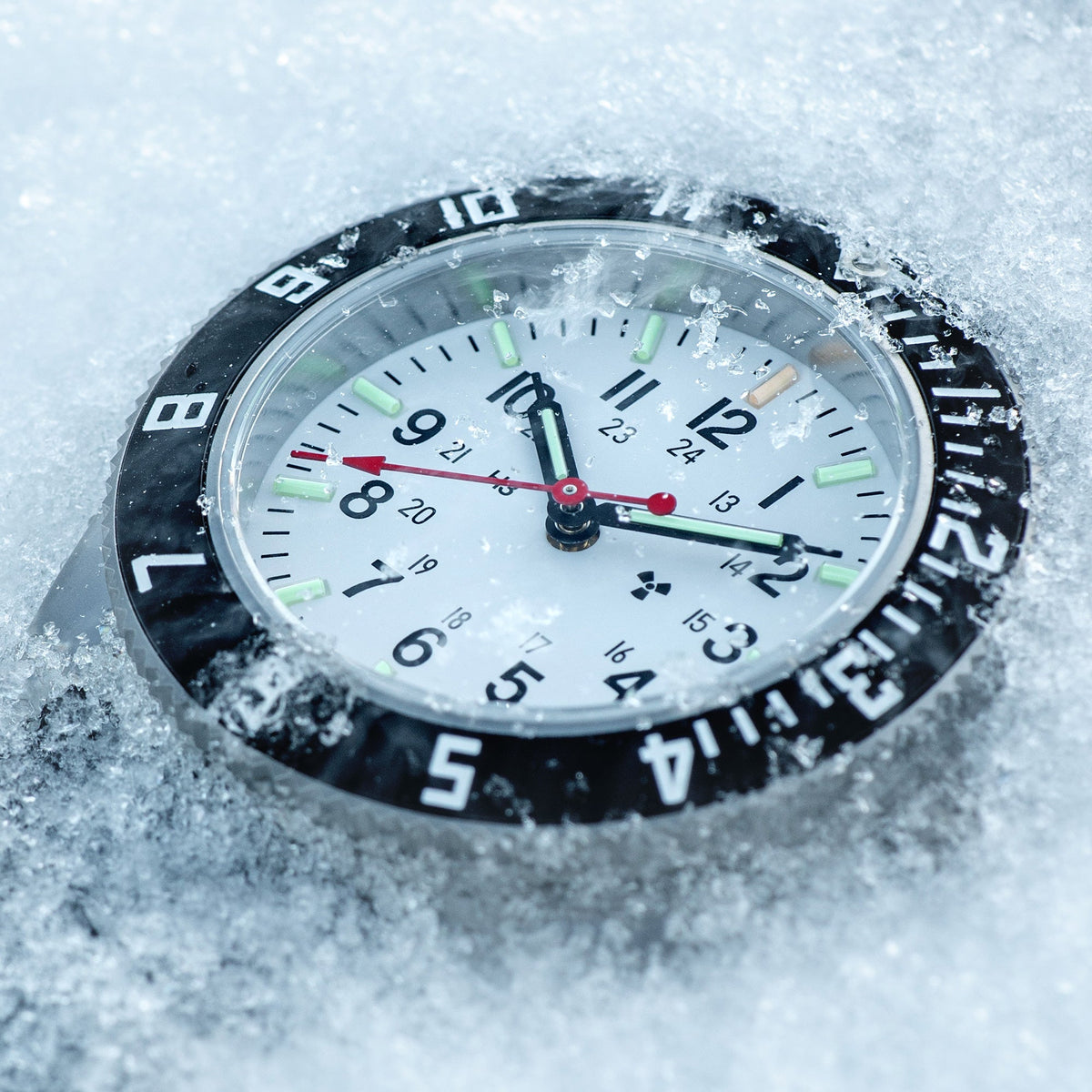 Marathon 41mm Arctic Steel Navigator (SSNAV) on Ballistic Nylon