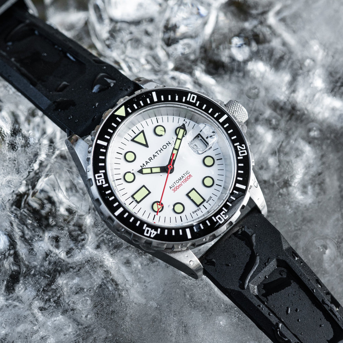 Marathon 41mm Arctic Original SAR w/ Date on 3-Piece Rubber Strap Kit (OSAR-D)