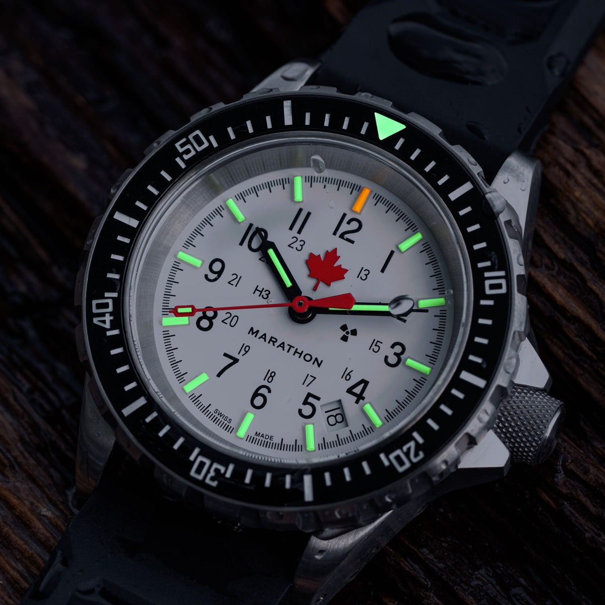 Marathon 41mm Arctic Red Maple Large Diver's Automatic (GSAR)
