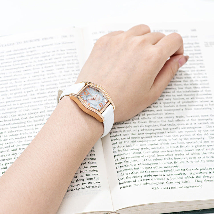 Allegra P0257DQGR watch with mother-of-pearl dial and diamond heart