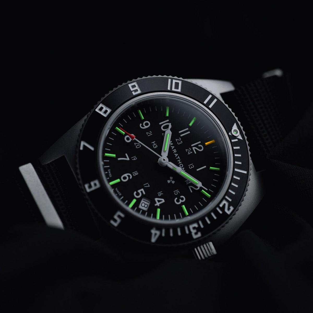 Marathon 41mm Steel Navigator w/ Date (SSNAV-D) on Nylon DEFSTAN