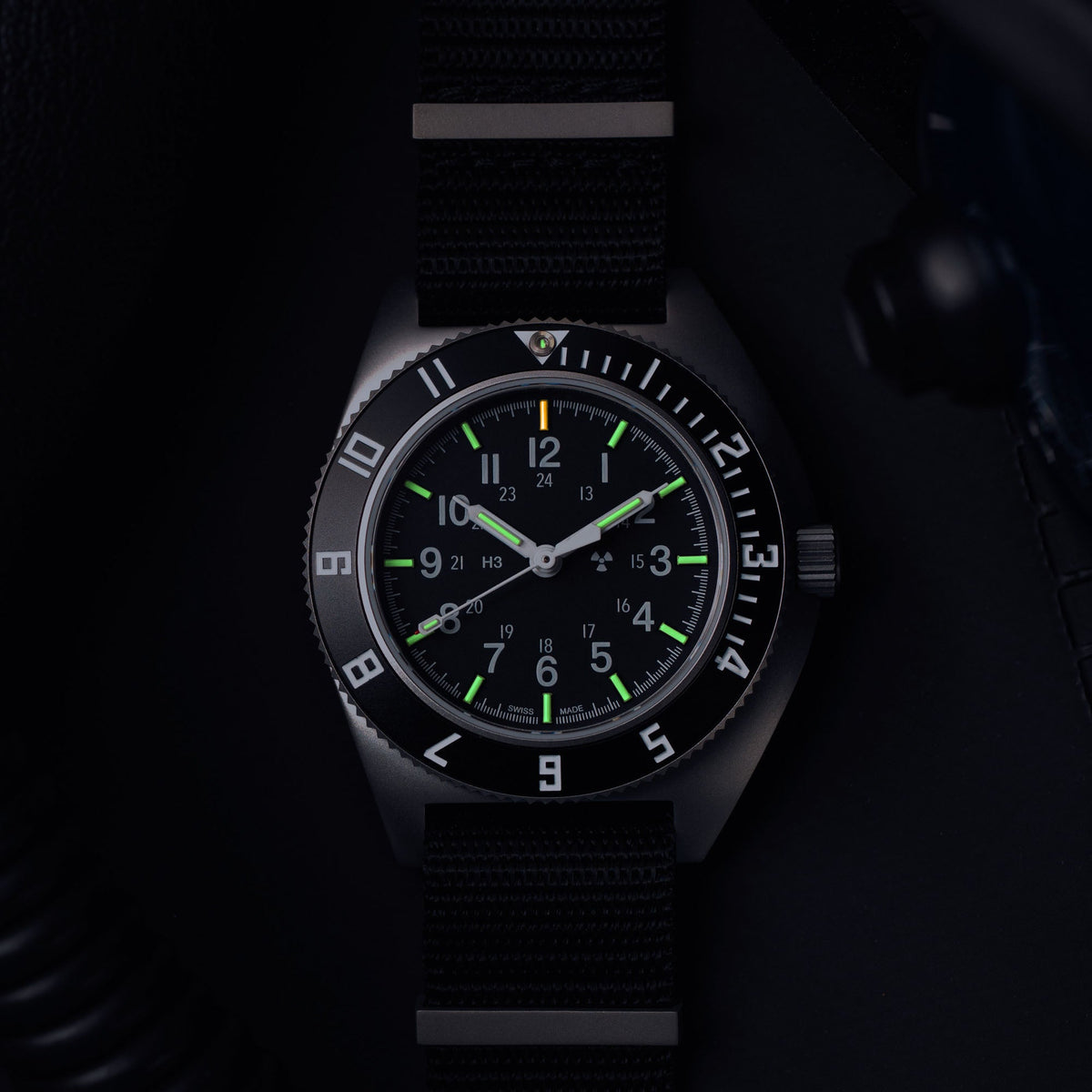 Marathon 41mm Steel Navigator Automatic (SSNAV Auto) on Nylon DEFSTAN