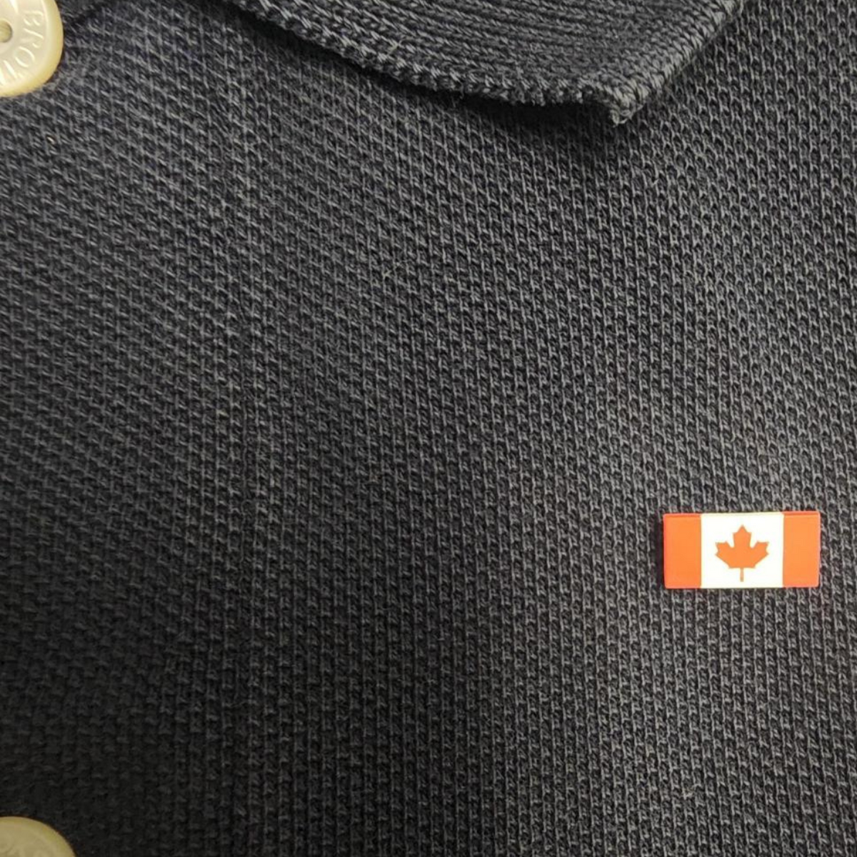 Marathon Official Government of Canada Issue Flag Lapel Pin