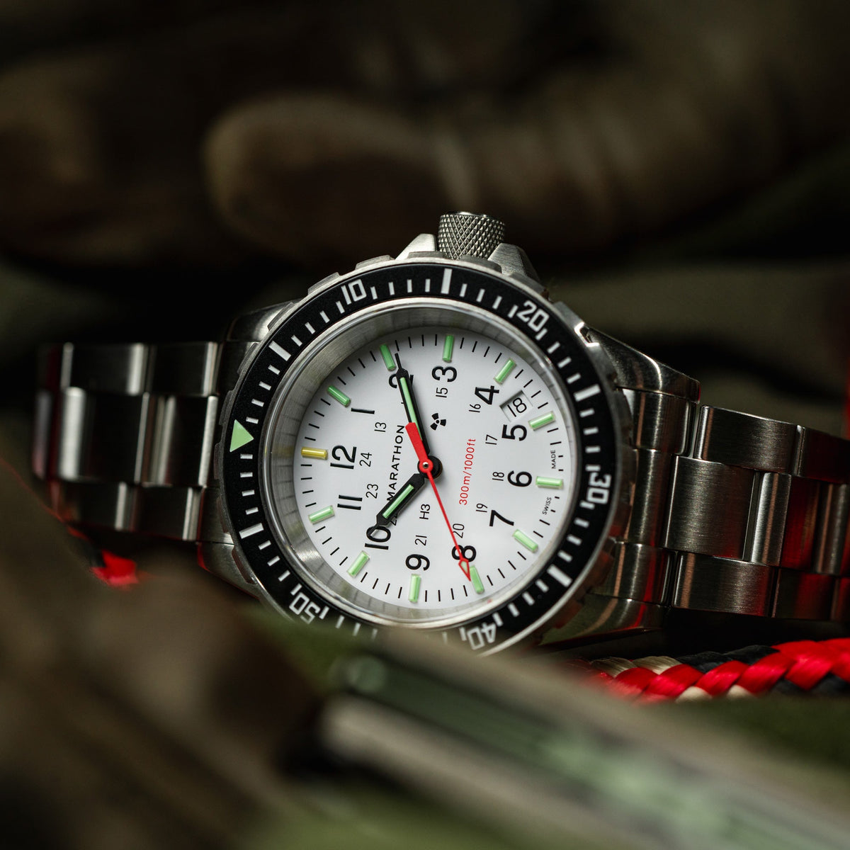 Marathon 41mm Arctic Edition Large Diver's Quartz (TSAR) with Stainless Steel Bracelet