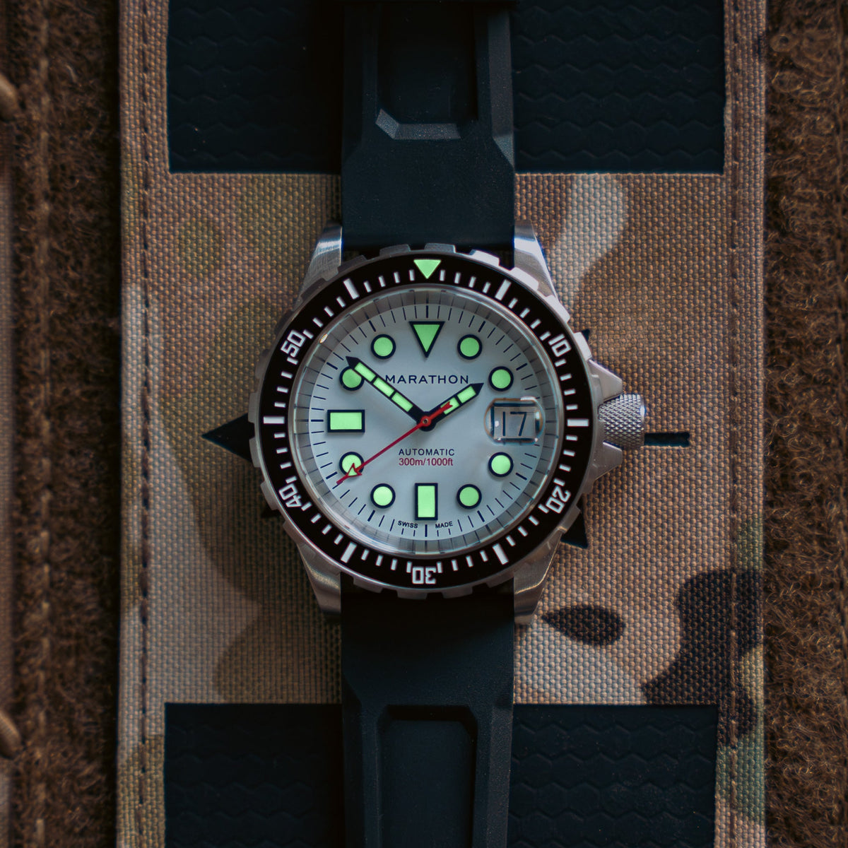 Marathon 36mm Arctic Original SAR w/ Date on 3-Piece Rubber Strap Kit (OSAR-D)