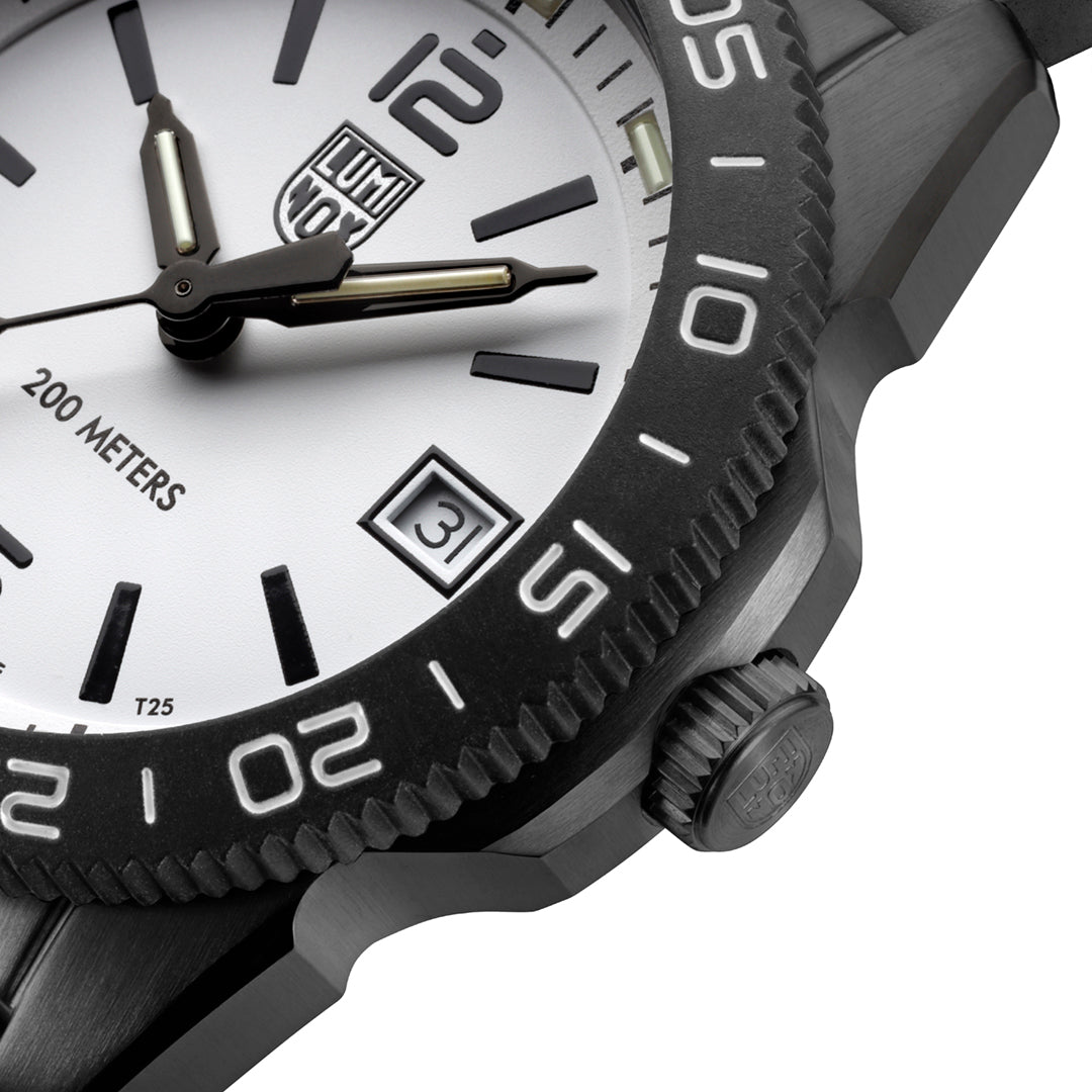 Luminox Pacific Diver 3127M